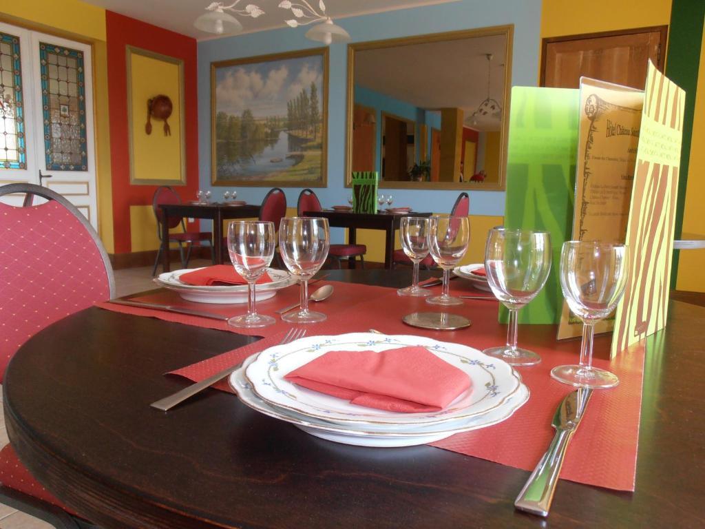 Chateau Sainte Marie Hotel Dompierre-sur-Charente Esterno foto