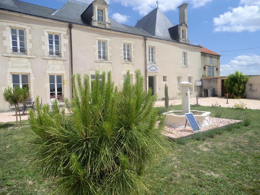 Chateau Sainte Marie Hotel Dompierre-sur-Charente Esterno foto